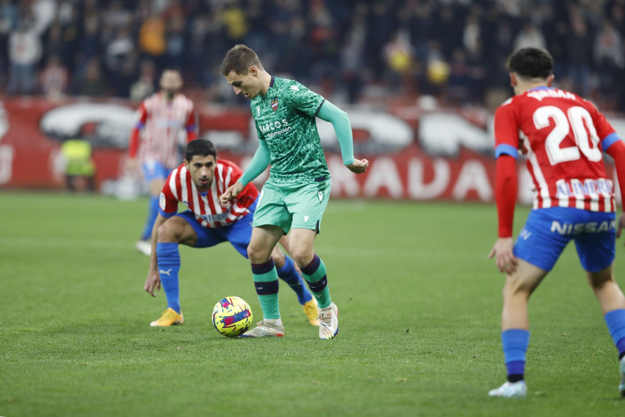 EN IMÁGENES: El encuentro entre el Sporting y el Levante