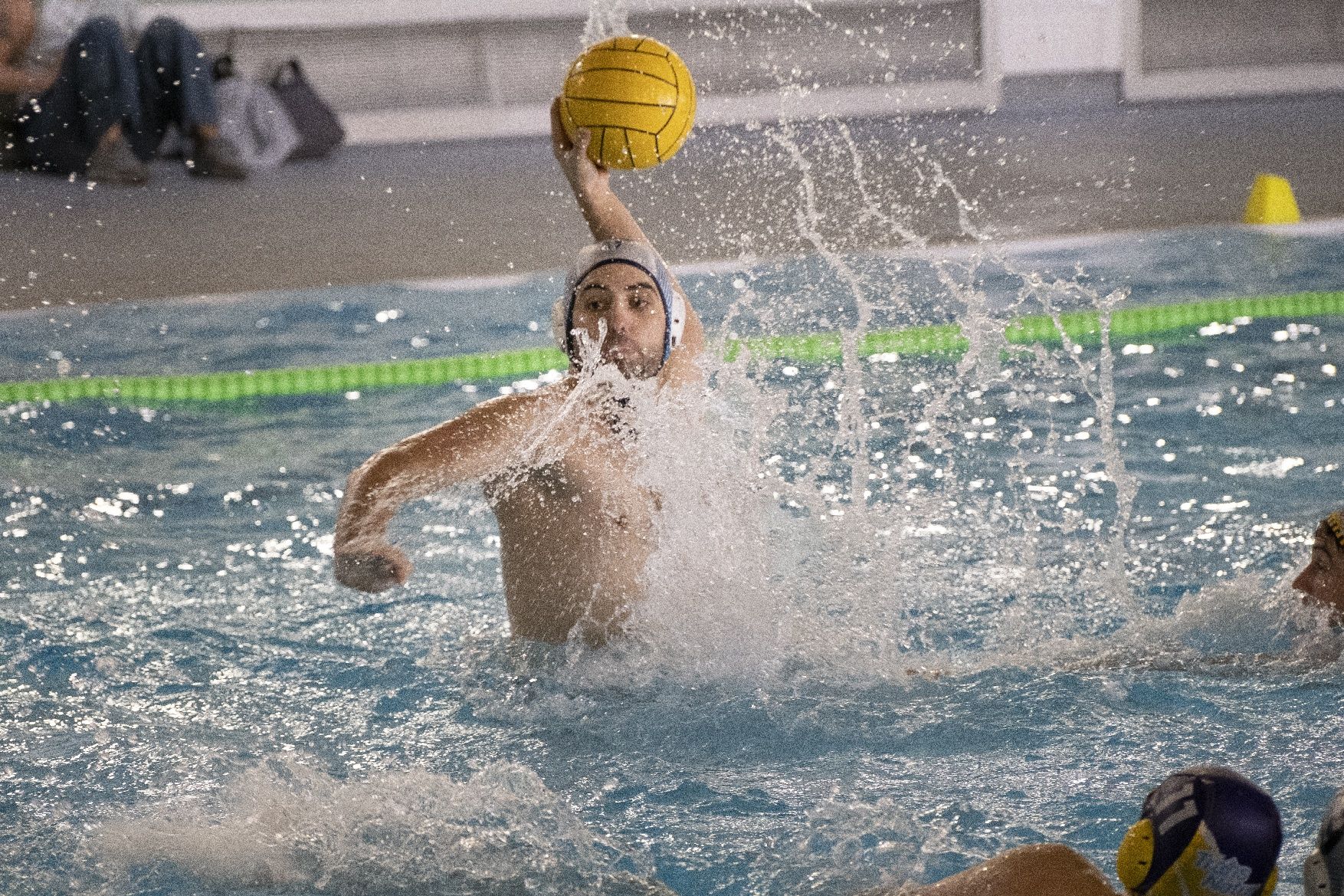 Imatges del partit de waterpolo CN Manresa-CWP Sant Adrià