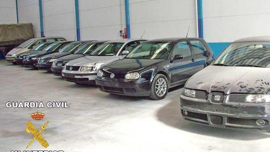 Coches robados recuperados por la Guardia Civil.