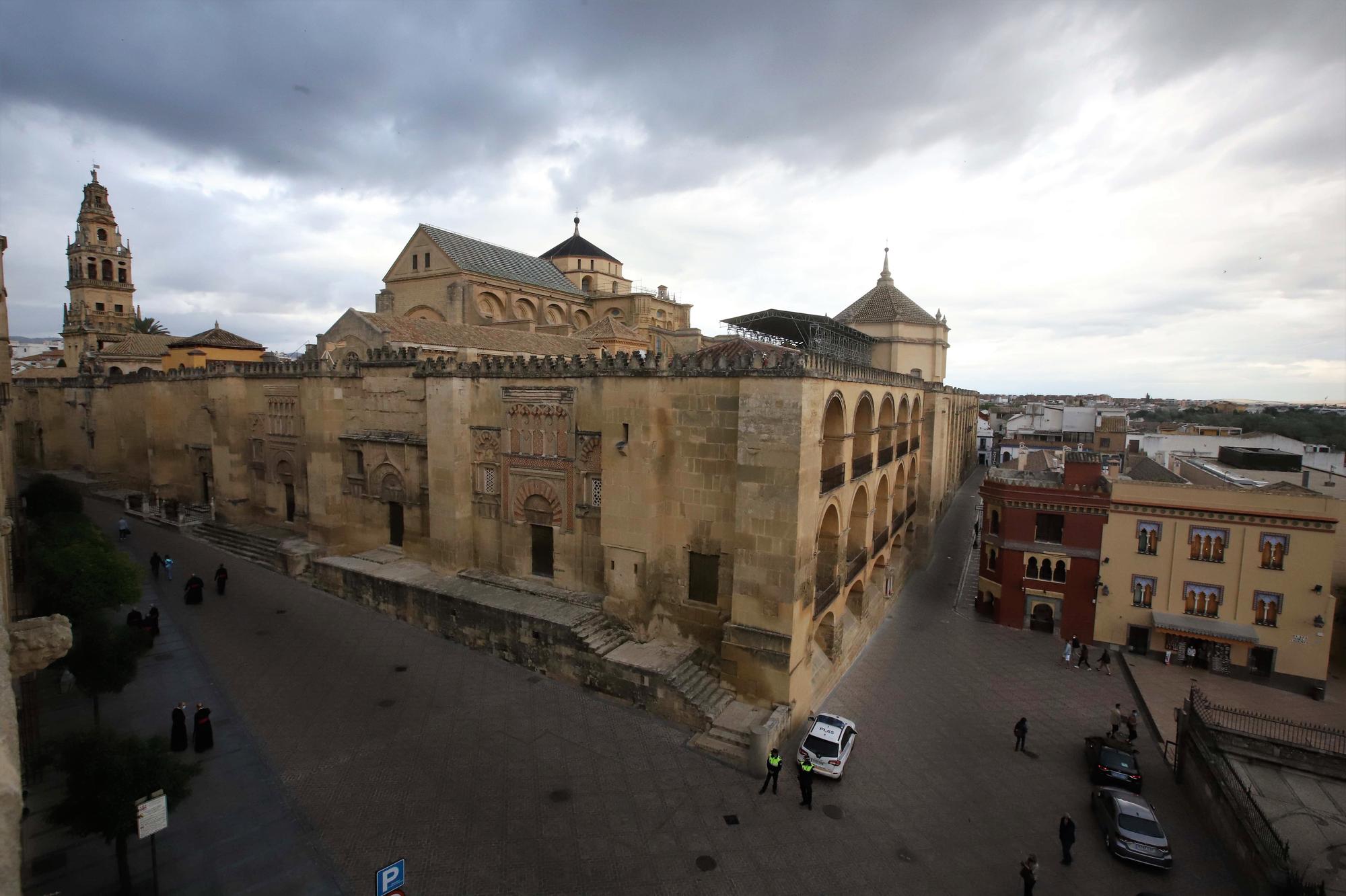 Vista institucional a la Capilla del Espíritu Santo y el renovado Palacio Epsicopal