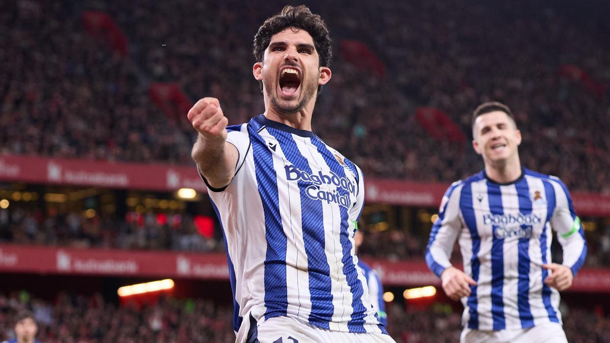 Guedes asistió en el primer gol del partido