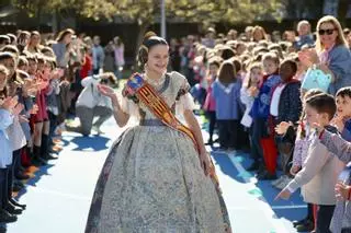 Marta Mercader y Martina Songel vuelven (por unas horas) a su colegio Jesús y María