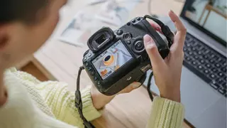 ¿Conservas alguna de estas cámaras de fotografía en casa? Pueden pagarte un buen dinero