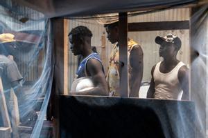 Estos son los trabajadores que construyen la nueva ciudad de Diamniadio (Senegal)