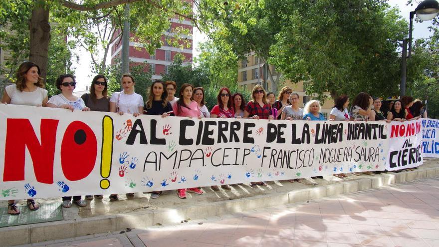 Quejas por la eliminación de líneas de Infantil