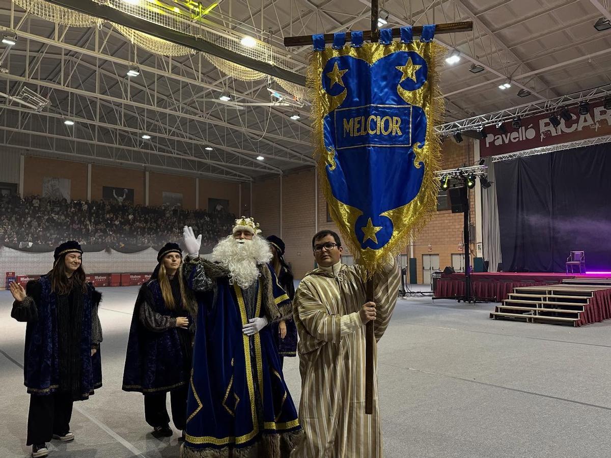 La cabalgata a cubierto en el pabellón Ricardo Tormo de Canals.