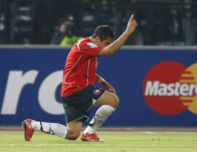 Alexis Sánchez, primer fichaje para el Barça 2011-2012