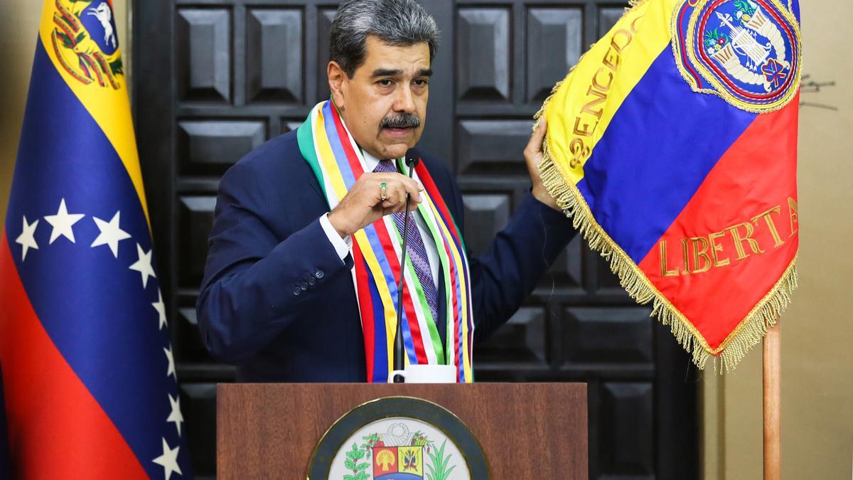 Maduro dice que en EE.UU. fabrican una "realidad virtual" para robar recursos a Venezuela