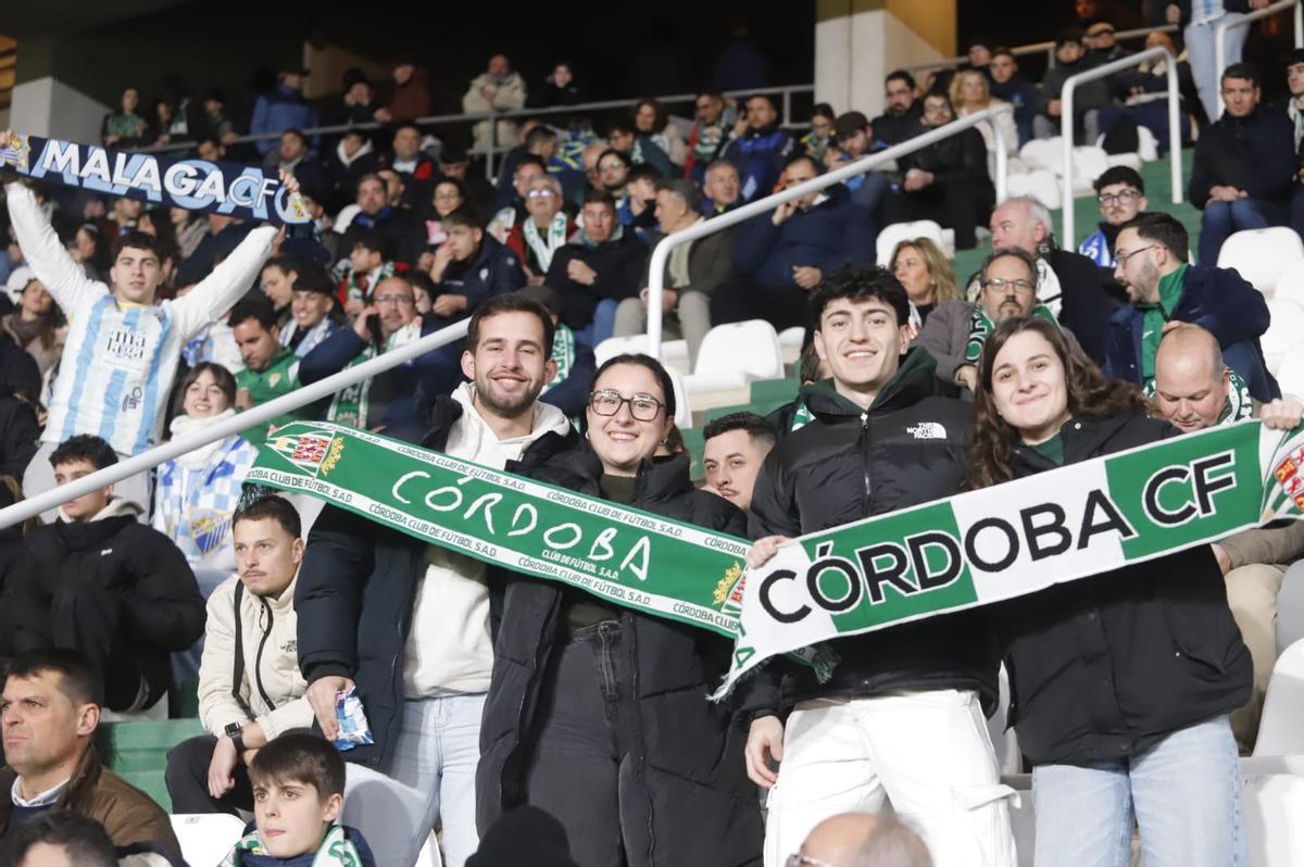 Córdoba CF-Málaga | Las imágenes de la afición en El Arcángel