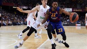 lmendiola52663435 graf2537  barcelona  06 03 2020   el base del bar a cory hig200306223523