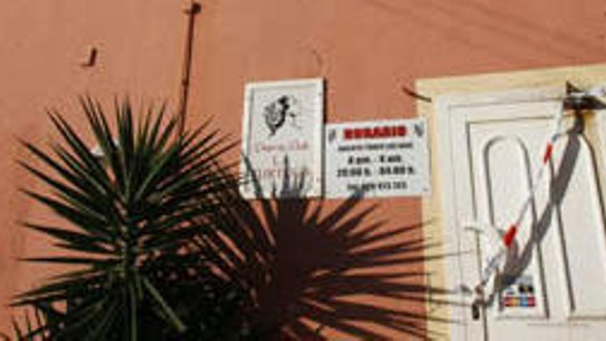 La Policía ha precintado el club de alterne La Tortuga, ubicado en la calle ses Figueres de Talamanca, como medida cautelar.