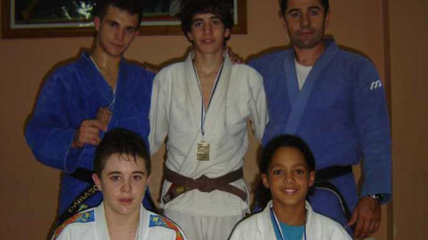 Componentes del Judo Club Torrellano.