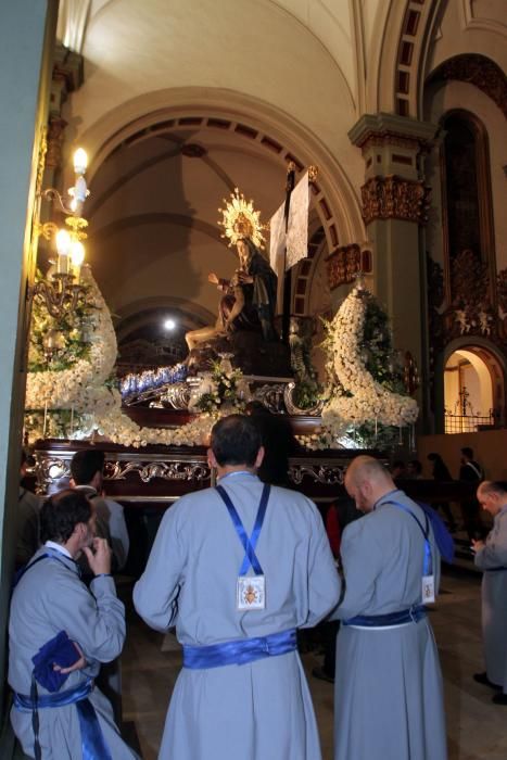 La lluvia obliga a suspender la procesión de la Piedad