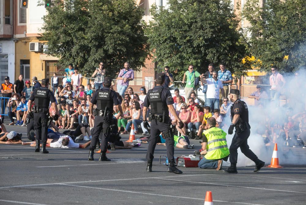 200 personas participaron en el simulacro de explosión y atraco con rehenes