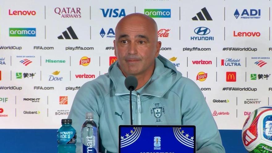 Roberto Martínez: "Cristiano Ronaldo es un ejemplo y una referencia"