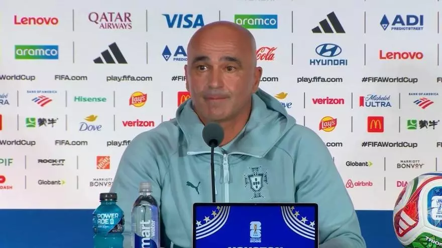 Roberto Martínez: "Cristiano Ronaldo es un ejemplo y una referencia"