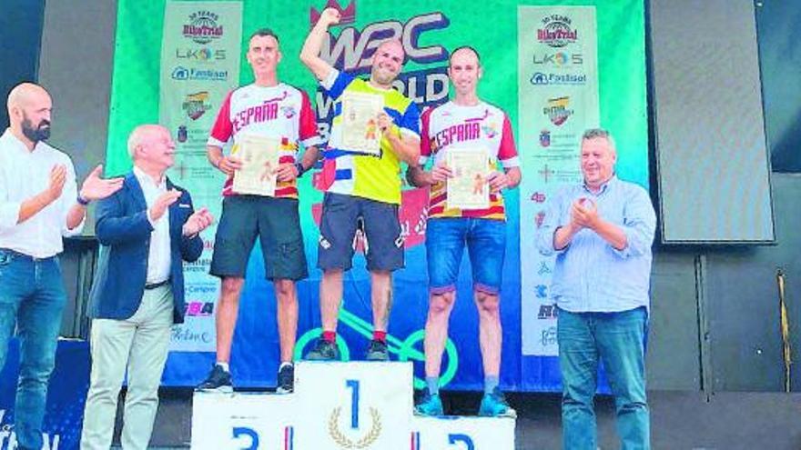 Jordi Casablanca es proclama campió del món de bicitrial