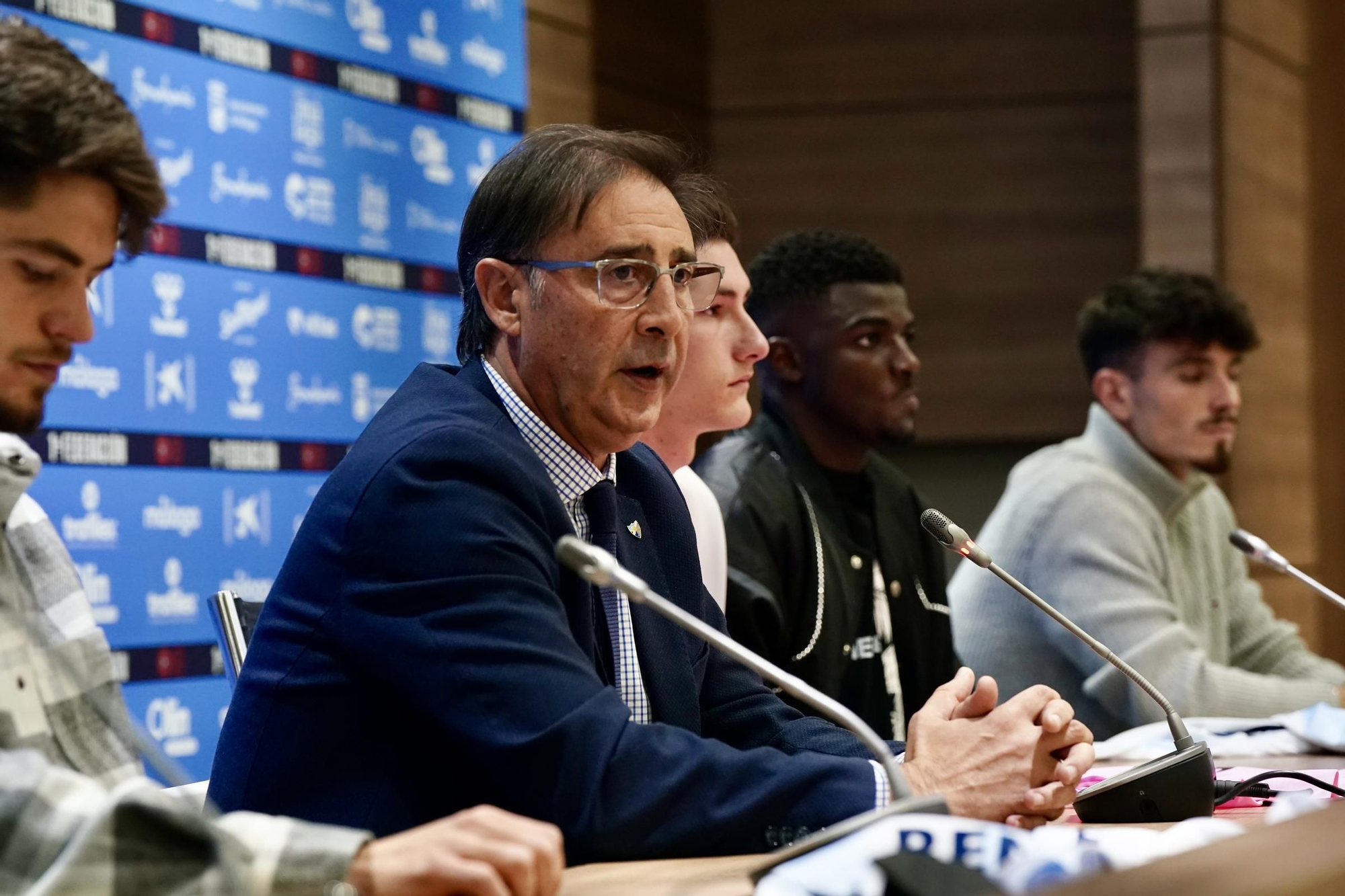 Presentación de Carlos López, Moussa, Murillo, Dani Lorenzo y Haitam, renovados con el Málaga CF