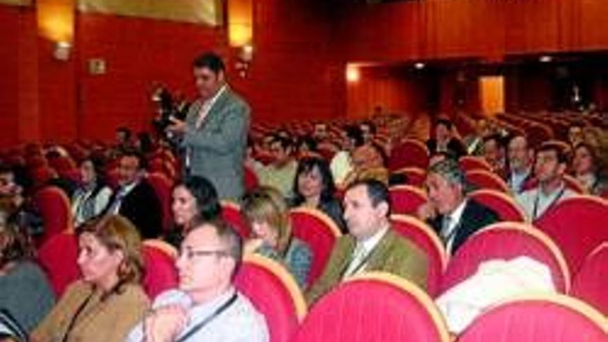 Ochenta cardiólogos se dan cita en un congreso