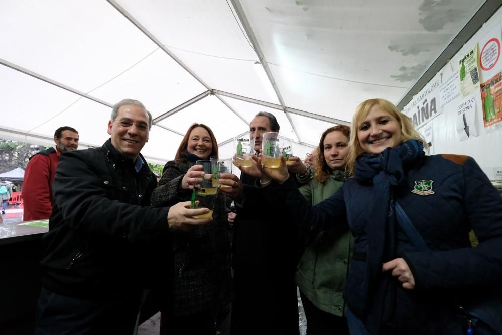 Pregón y apertura de pipas de sidra en La Folixa