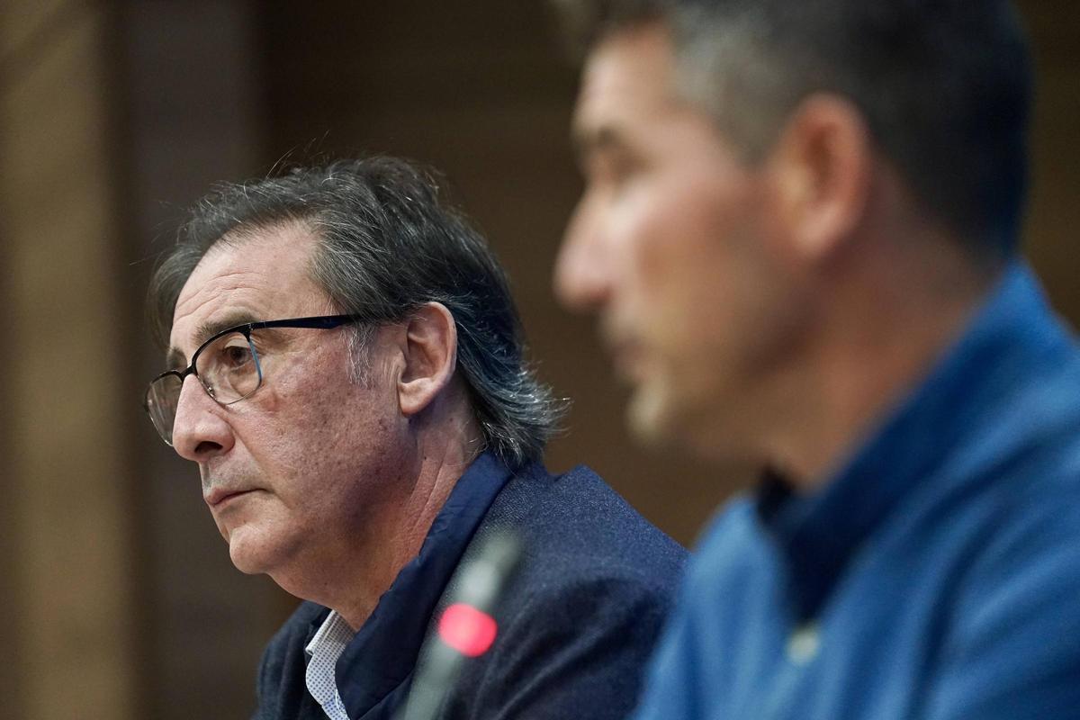 Loren Juarros, durante la presentación de Funes como entrenador del Málaga CF.