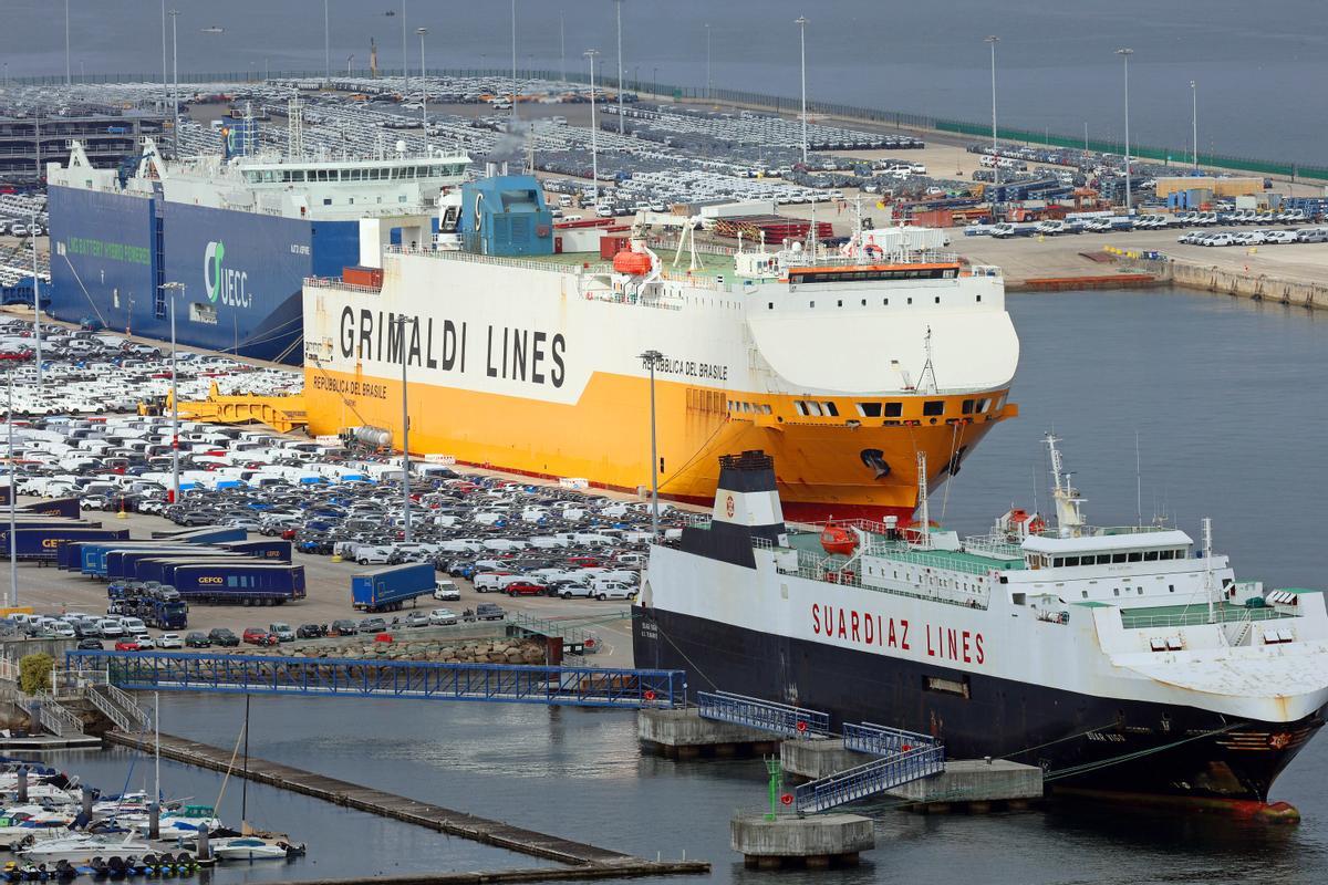 Los tres últimos buques ro-ro que llegaron a Vigo, el jueves.
