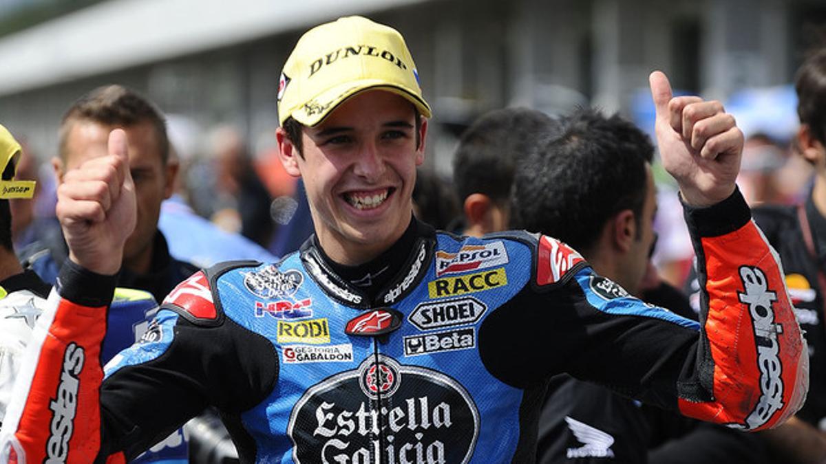 Àlex Márquez, feliz tras conseguir la 'pole position' del GP de la República Checa de Moto3, en el circuito de Brno