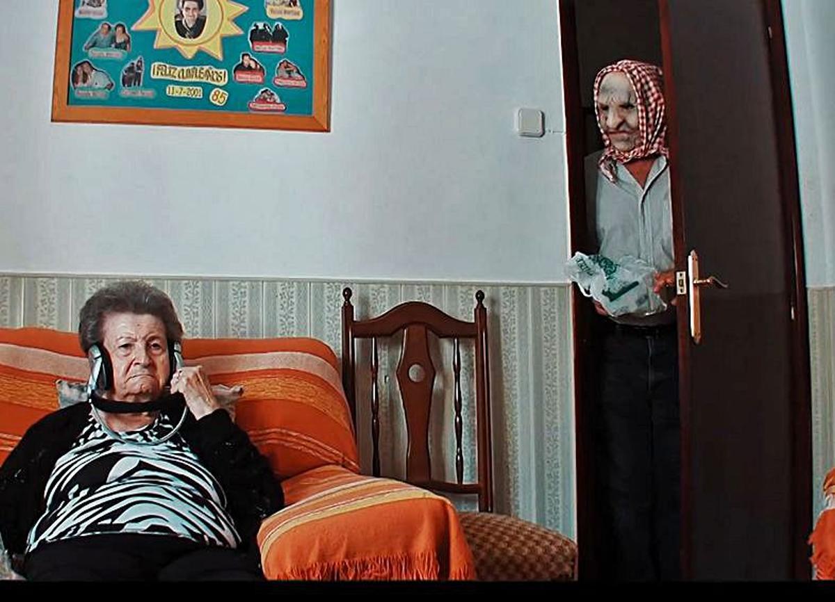 David Valero lleva al cine una tragicomedia sobre la muerte