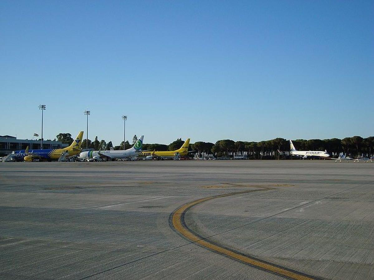 Troben onze fragments de l’avió sinistrat al Bàltic després de partir des de Jerez