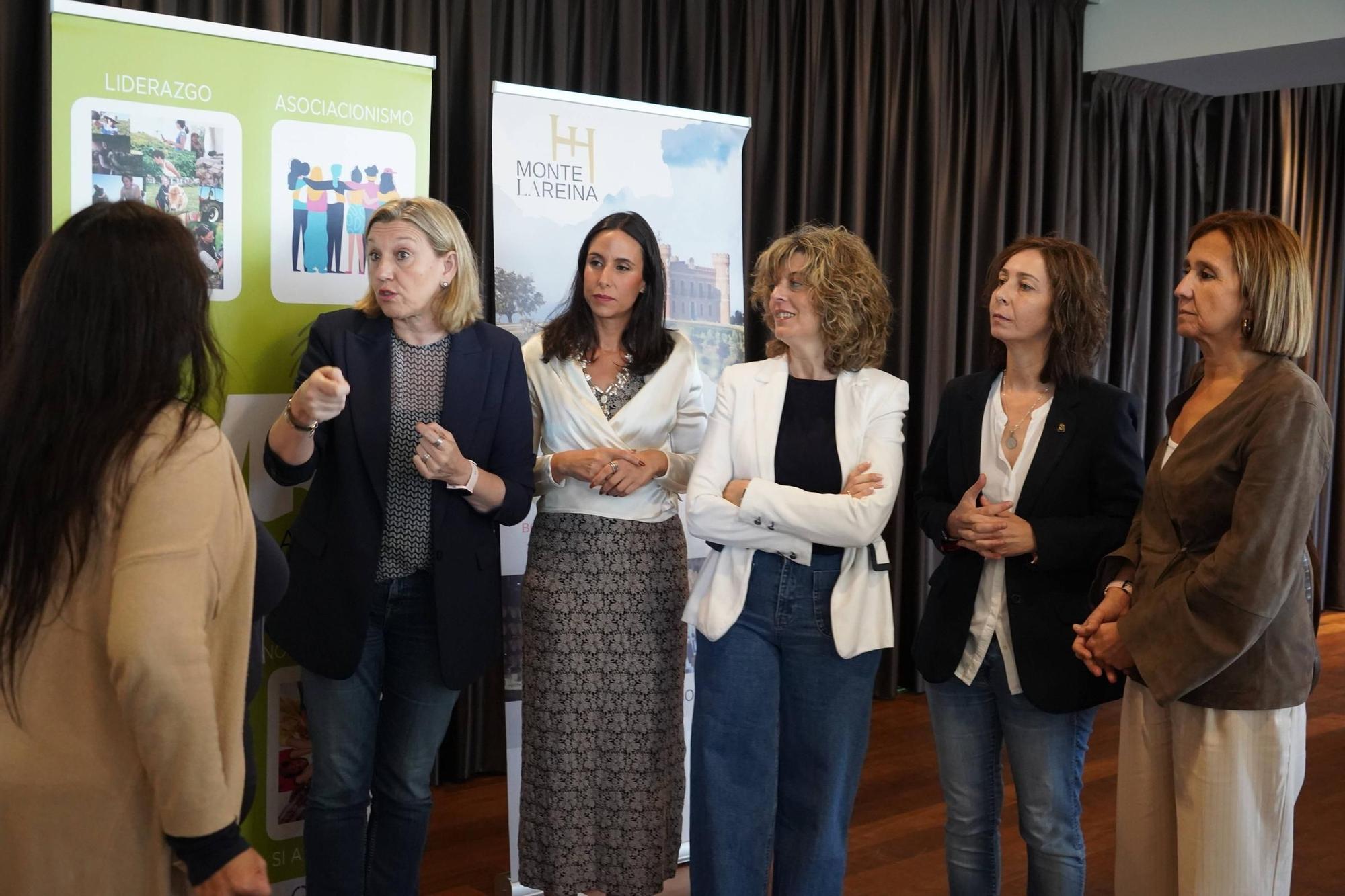 Las mujeres rurales de Castilla y León celebran por adelantado su día entre viñedos