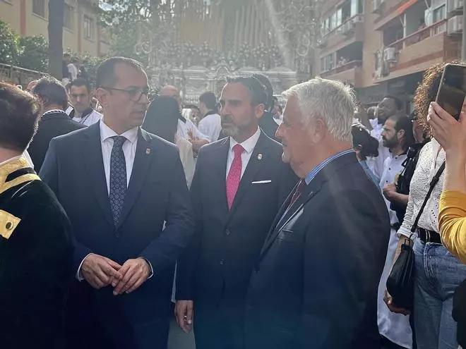 El PSOE apremia a De la Torre a revisar aspectos fundamentales de la Semana Santa "que siguen fallando año tras año"