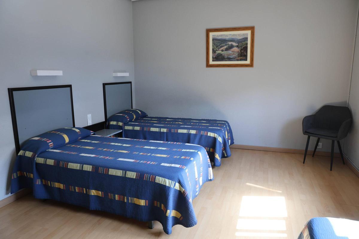 Una de las habitaciones de la hospedería.
