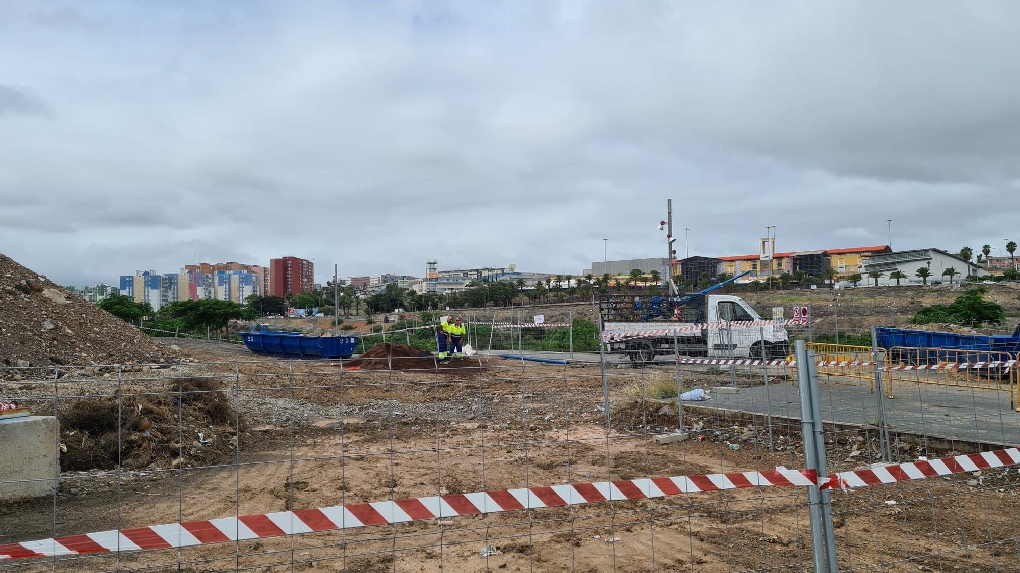 Obras de la nueva gasolinera de La Ballena