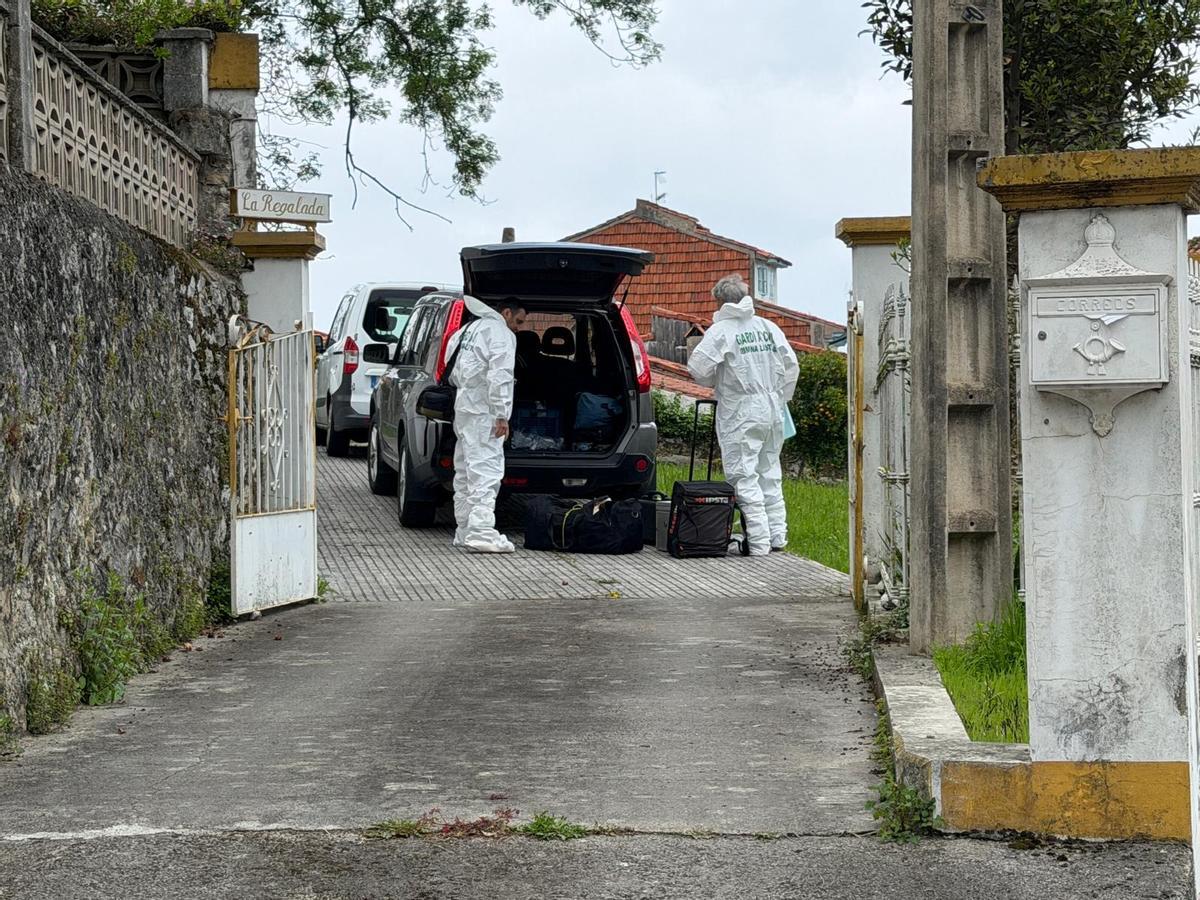 EN IMÁGENES: La Guardia Civil investiga la muerte de José María Úrculo en su casa de Celorio