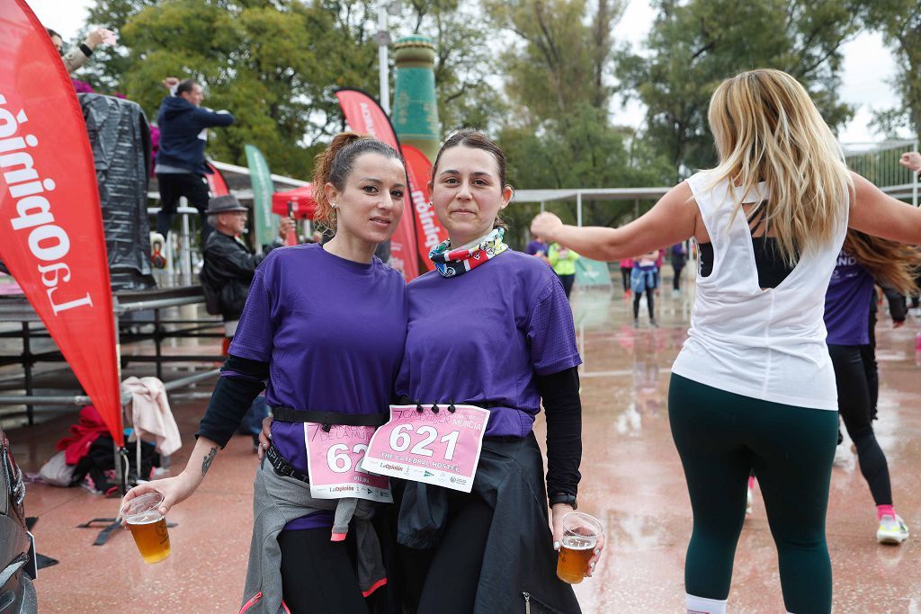 Carrera de la Mujer Murcia 2022: las participantes posan en el photocall