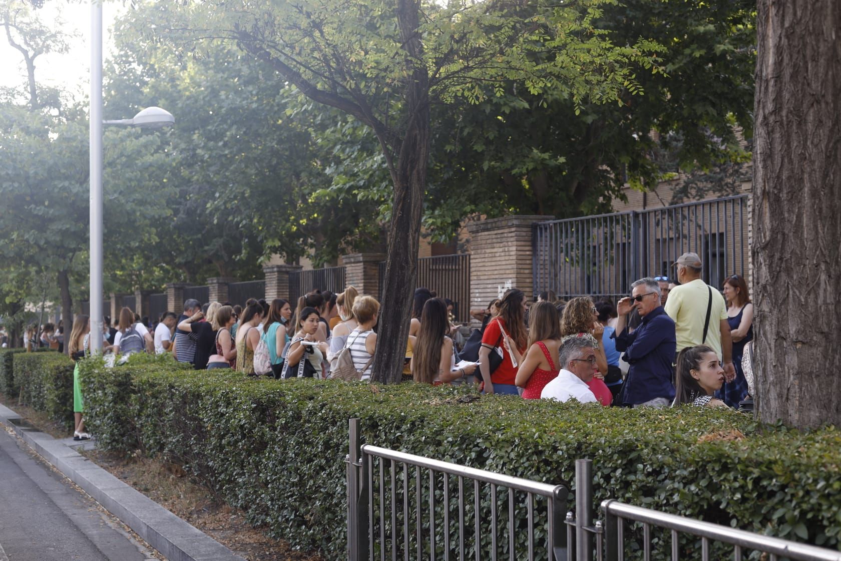 FOTOGALERÍA | Unas 11.000 personas opositan a docentes este sábado en Aragón