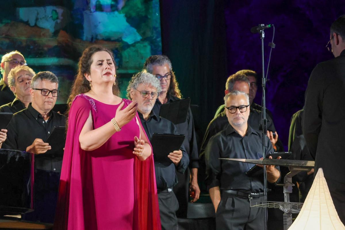 Cala Figuera vive una velada mágica con 'Música arran de mar'