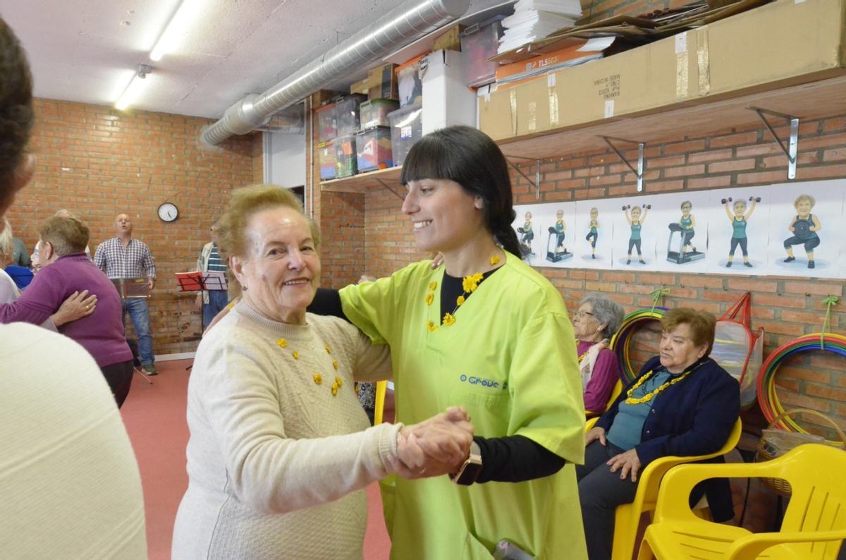 La celebración del Día de la Madre en la sede de la ludoteca Vellos Tempos.