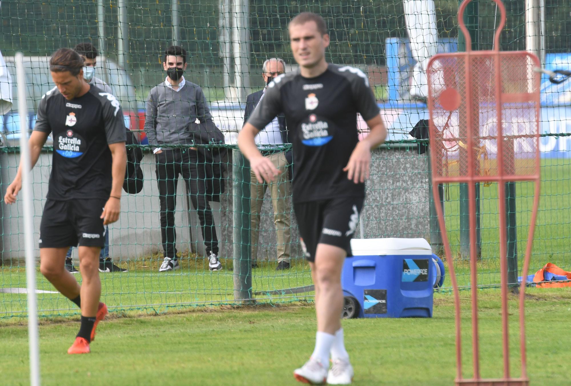 Doble turno de entrenamiento para el Deportivo