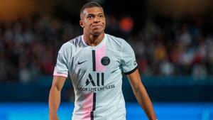 Mbappé, con el PSG en un partido de esta temporada