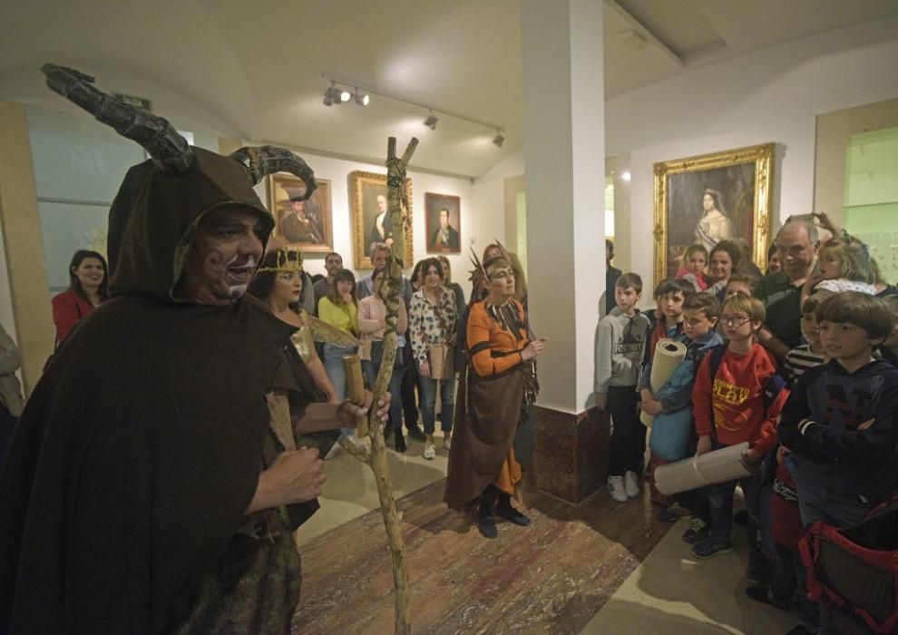 'Noche en los museos' con niños en el Mubam