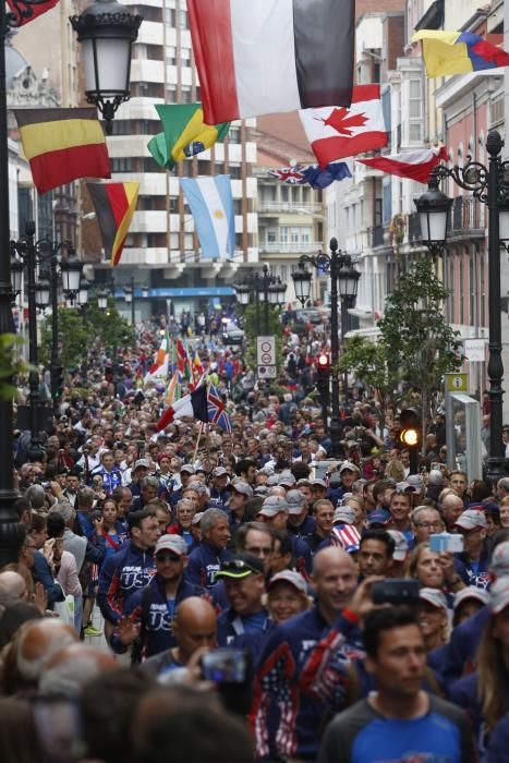 Los participantes en el Mundial de Duatlón toman Avilés