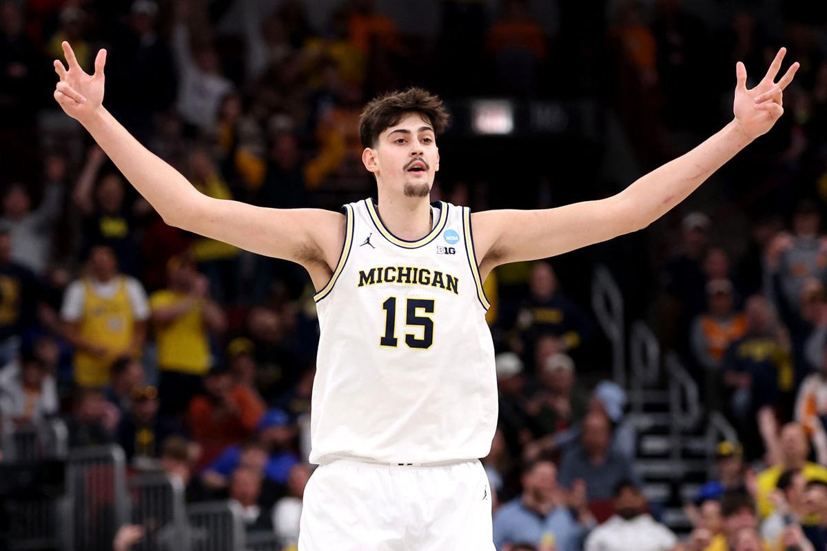 CHICAGO, ILLINOIS - MARCH 29: Aday Mara #15 of the Michigan Wolverines reacts against the Tennessee Volunteers during the first half in the Elite Eight of the 2026 NCAA Men's Basketball Tournament at the United Center on March 29, 2026 in Chicago, Illinois. Michael Reaves/Getty Images/AFP (Photo by Michael Reaves / GETTY IMAGES NORTH AMERICA / Getty Images via AFP)