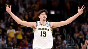 CHICAGO, ILLINOIS - MARCH 29: Aday Mara #15 of the Michigan Wolverines reacts against the Tennessee Volunteers during the first half in the Elite Eight of the 2026 NCAA Mens Basketball Tournament at the United Center on March 29, 2026 in Chicago, Illinois. Michael Reaves/Getty Images/AFP (Photo by Michael Reaves / GETTY IMAGES NORTH AMERICA / Getty Images via AFP)