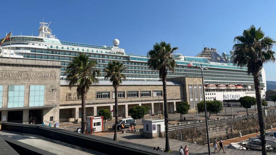 Cuarta visita del «Ventura» con más de 3.000 pasajeros |