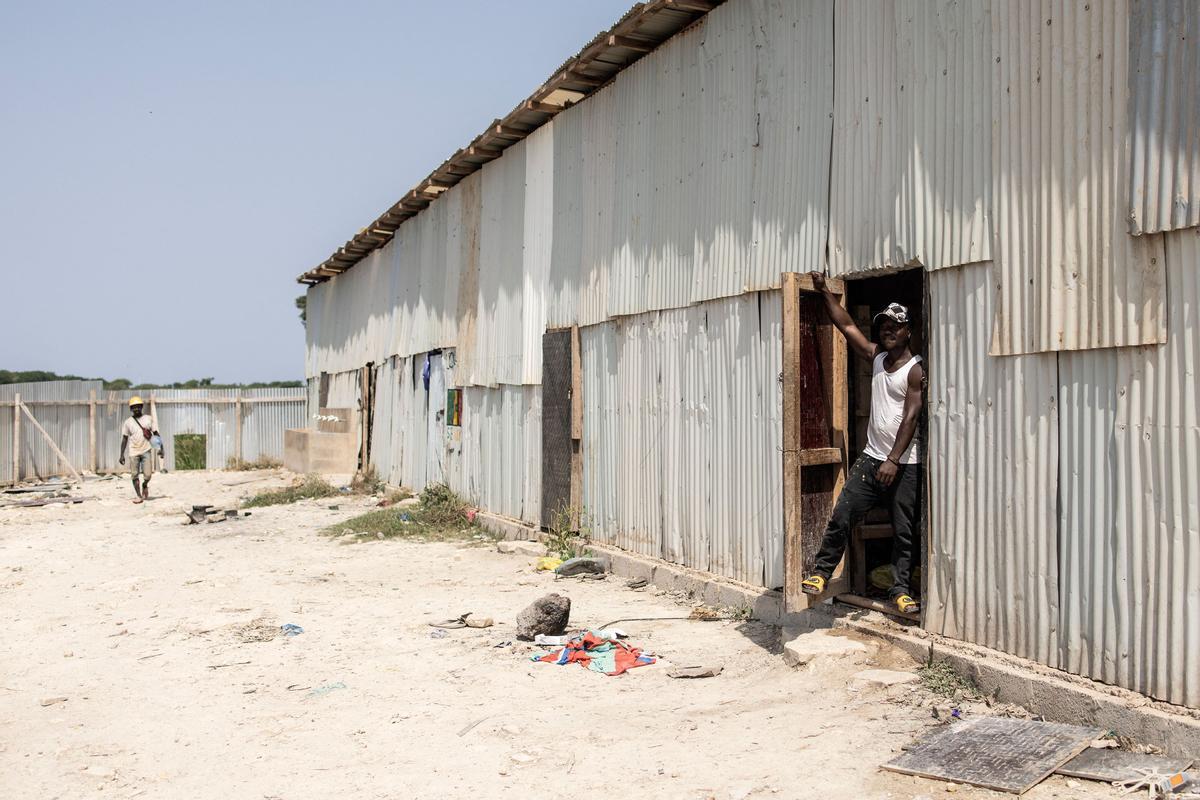 Estos son los trabajadores que construyen la nueva ciudad de Diamniadio (Senegal)