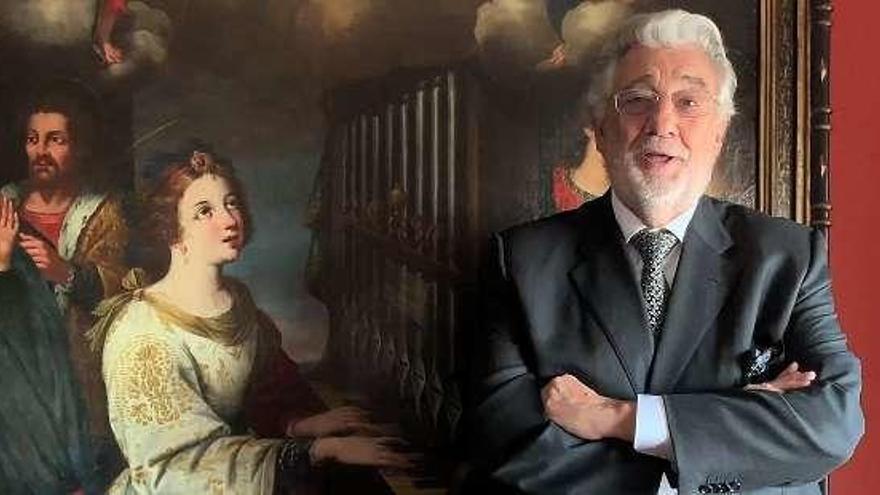 Plácido Domingo reaparece en vídeo