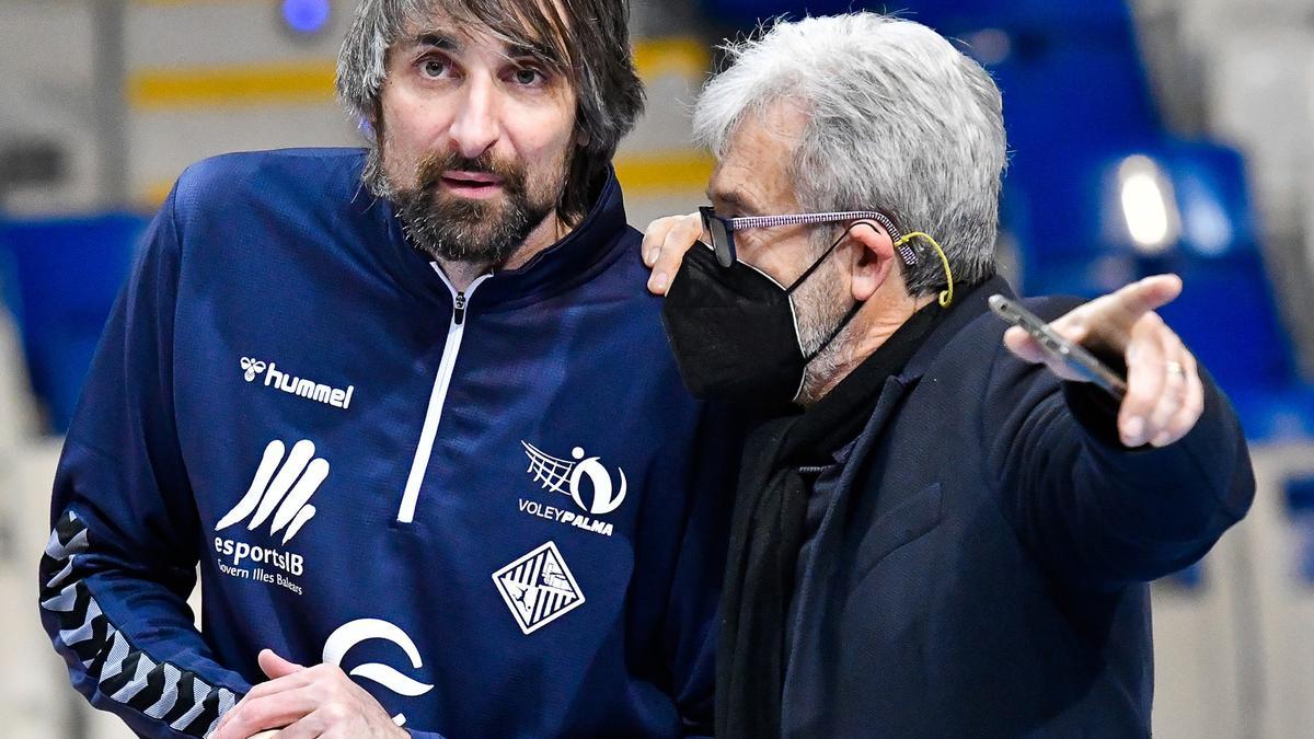 Abel Bernal y Carlos García, en el Palau d’Esports de Son Moix la pasada temporada.