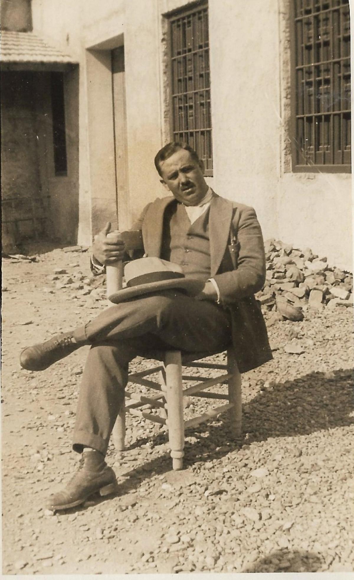 Enrique Alcaide, dueño del Cine Miraflores, en 1921.