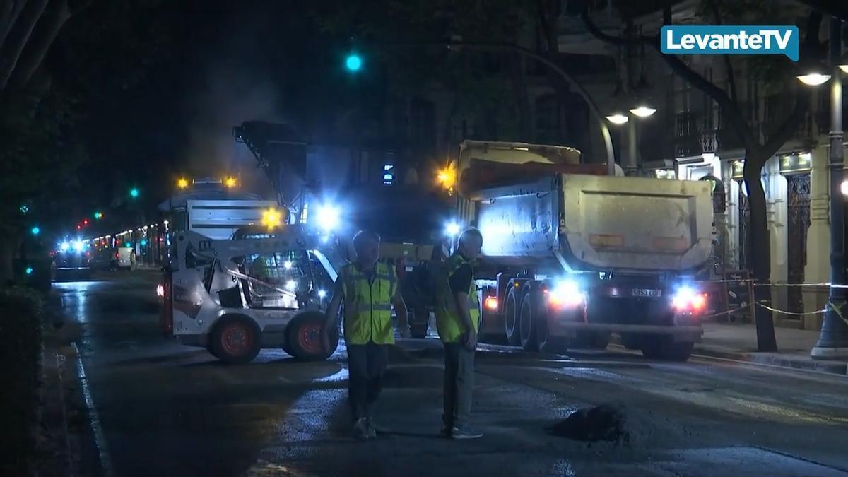 Arranca l’asfaltatge nocturn de la Gran Via Marqués del Túria